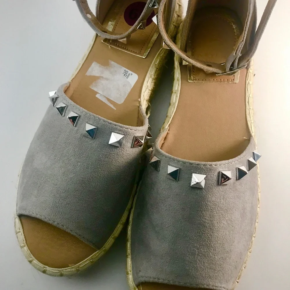 ⤵️Bella Marie Eliz Grey Suede Espadrilles
